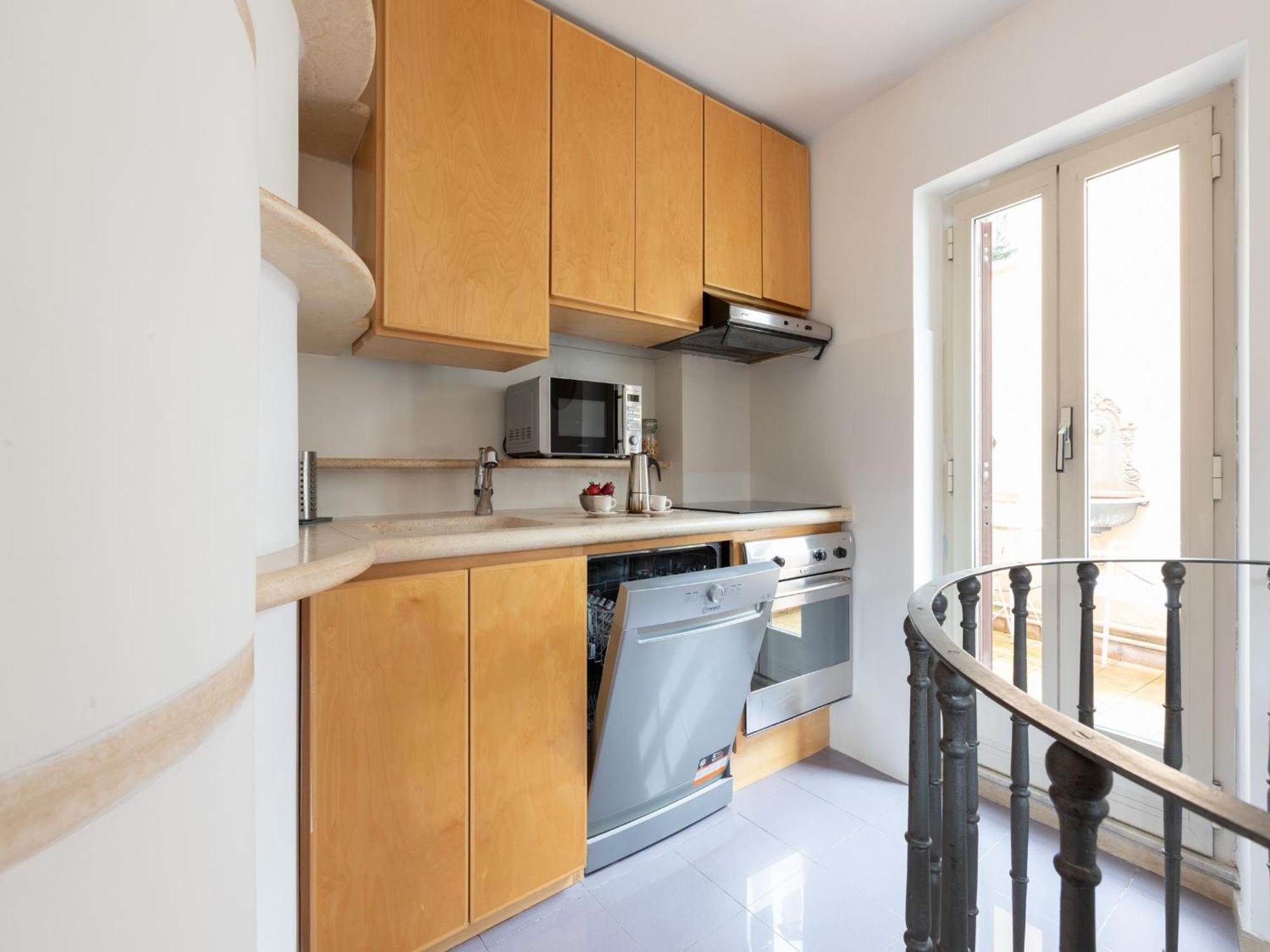 The Best Rent - Two-Bedroom Apartment With Terrace Near Trevi Fountain Roma Exterior foto